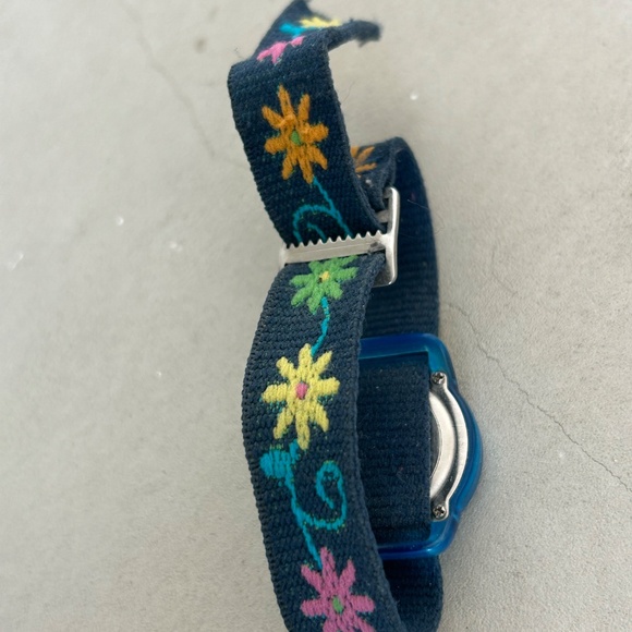 Timex Teacher Watch for Girls Blue with Flowers - Picture 3 of 4